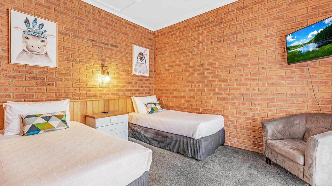 Golden River Motor Inn Moama Exterior photo