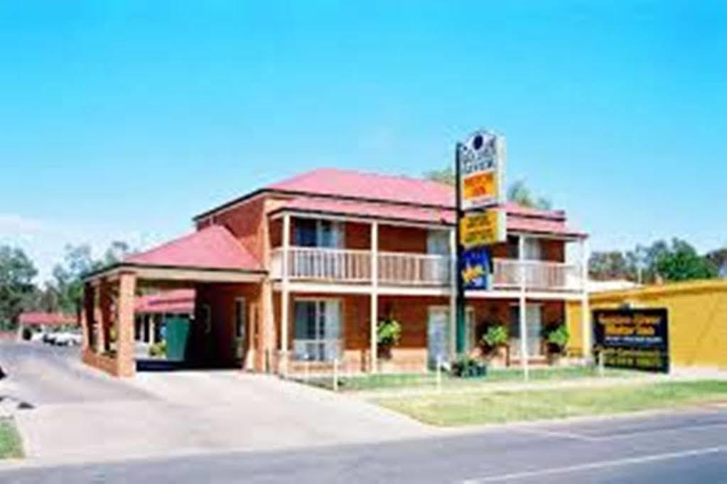 Golden River Motor Inn Moama Exterior photo